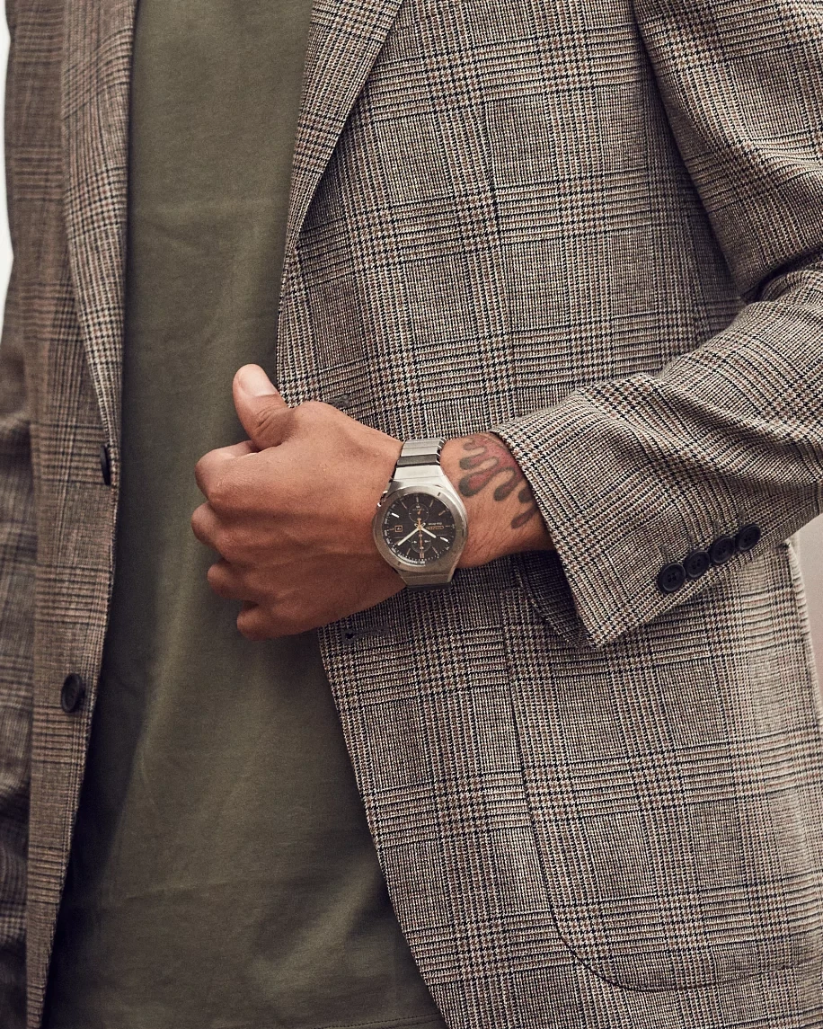 Super Titanium Armor Black Dial Titanium + 1 DLC Plated Link